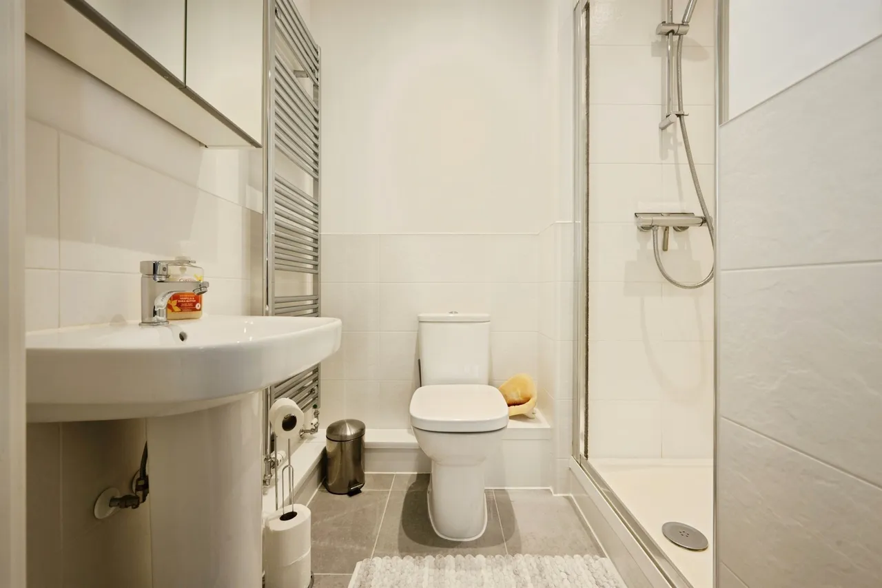 Axtell Way, Weston Turville, Aylesbury, photo 8
