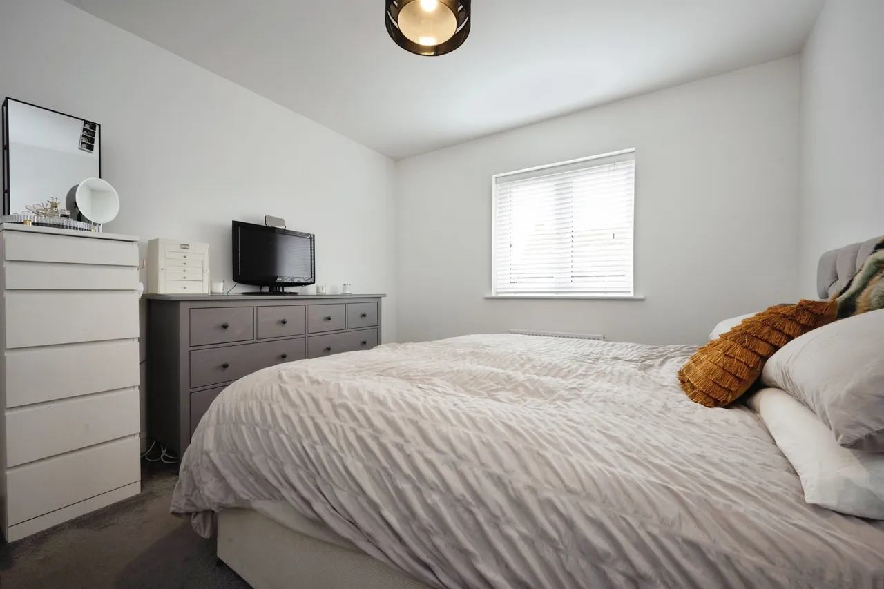 Axtell Way, Weston Turville, Aylesbury, photo 9