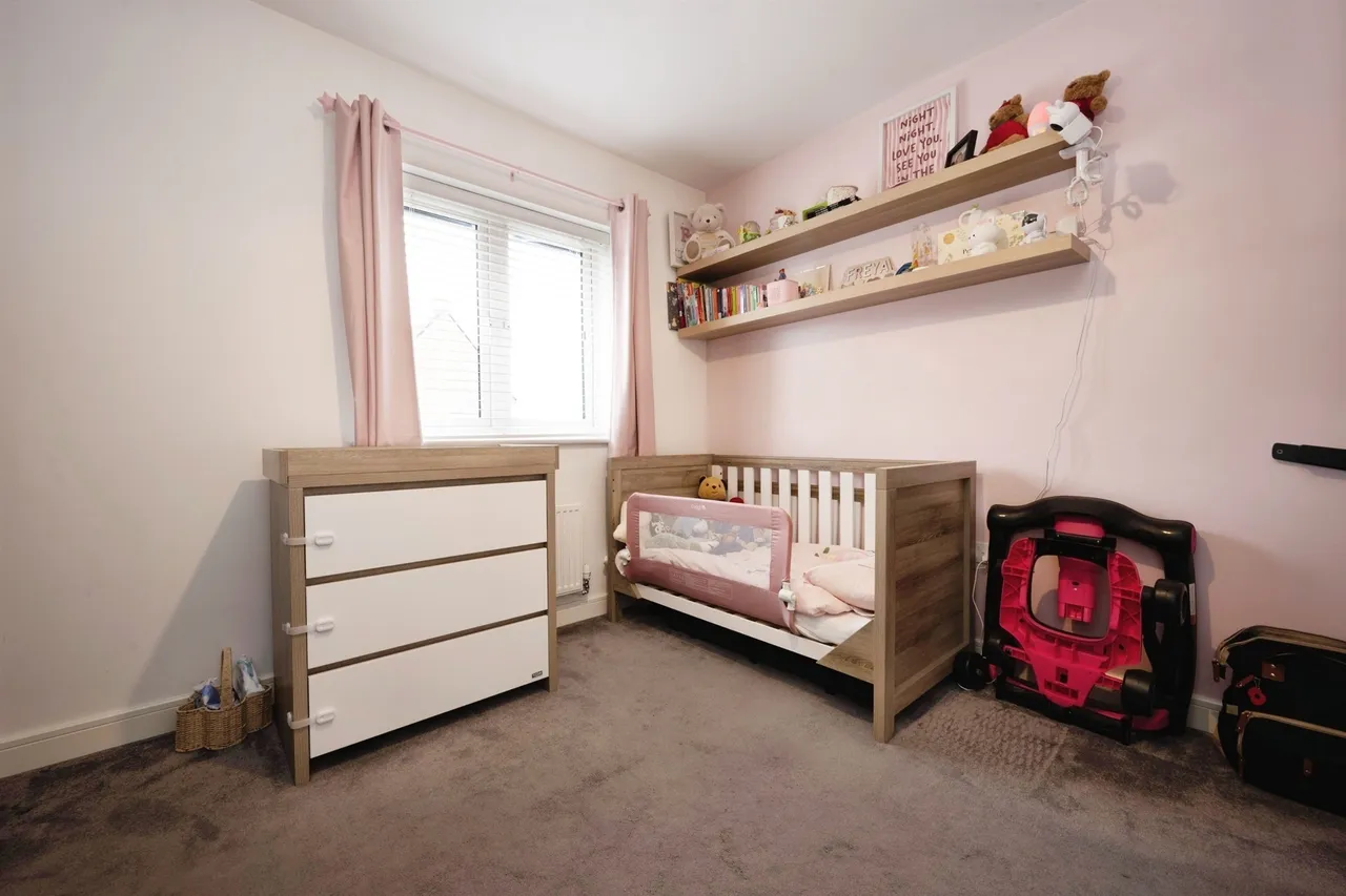 Axtell Way, Weston Turville, Aylesbury, photo 10