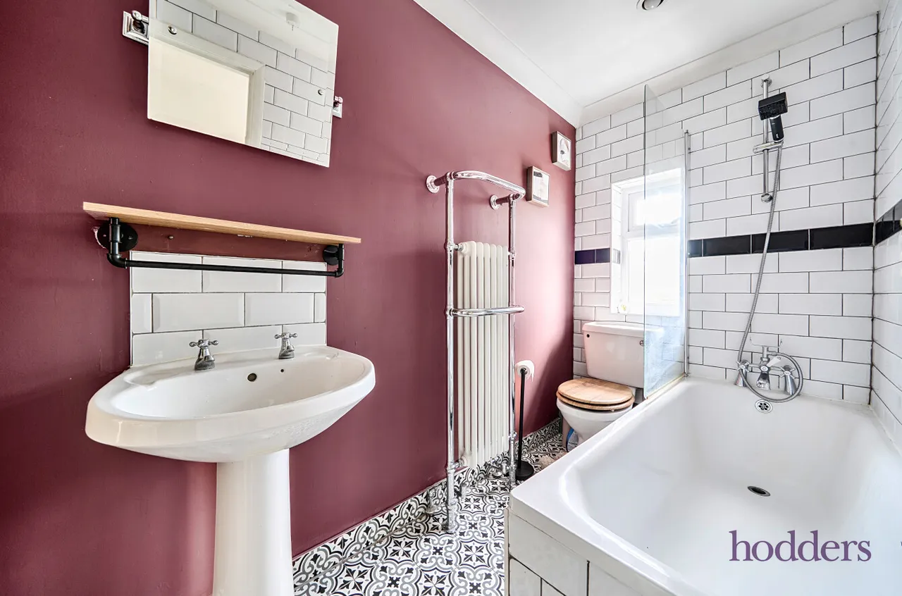 Grove Road, Chertsey, KT16, photo 6