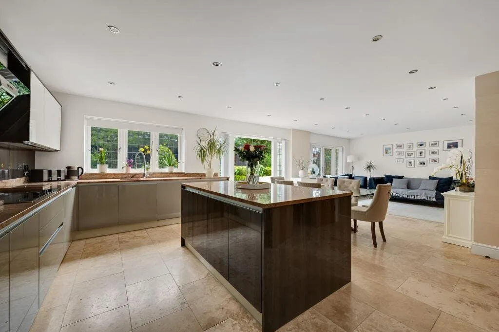 4 bed house for sale — Highfield Road, Bromley, BR1