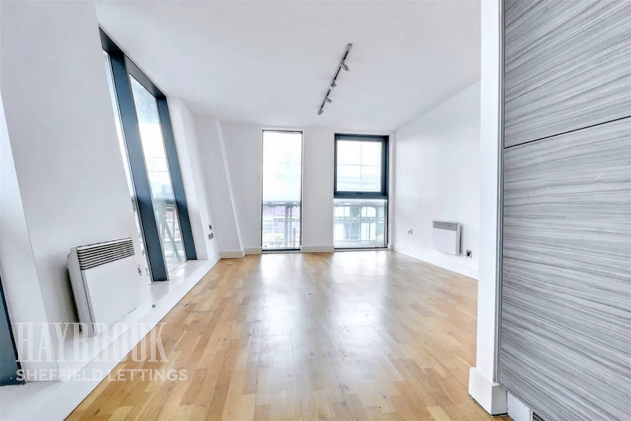 1 bed flat to rent, Address withheld