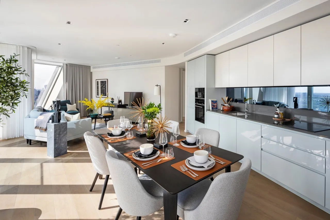 2 bed house to rent, Newfoundland Place, London, E14