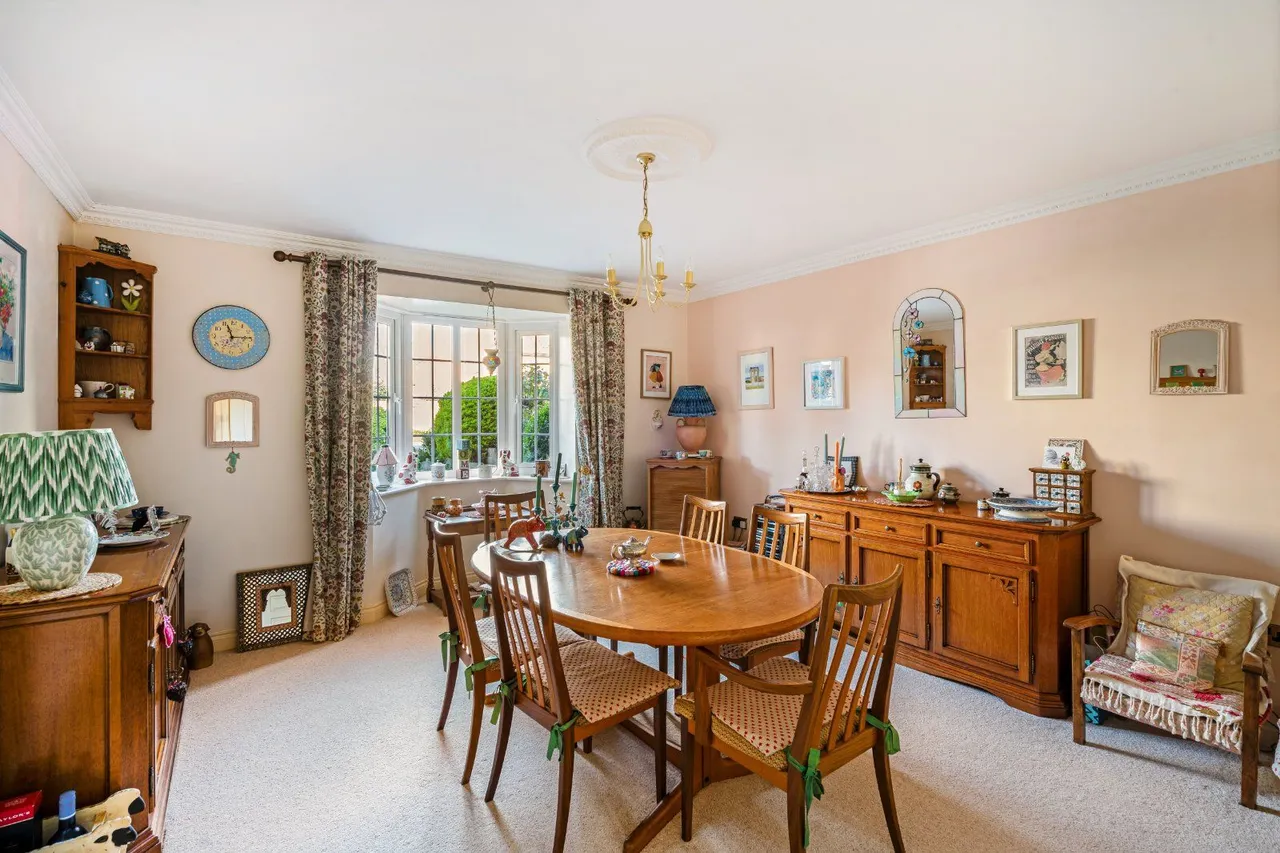 Linden Lea, Down Ampney, Cirencester, Gloucestershire, GL7 5PF, photo 8