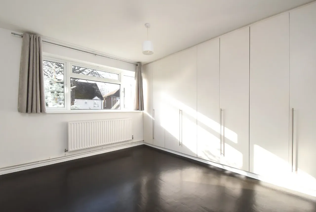 Warren Avenue, Bromley, photo 6