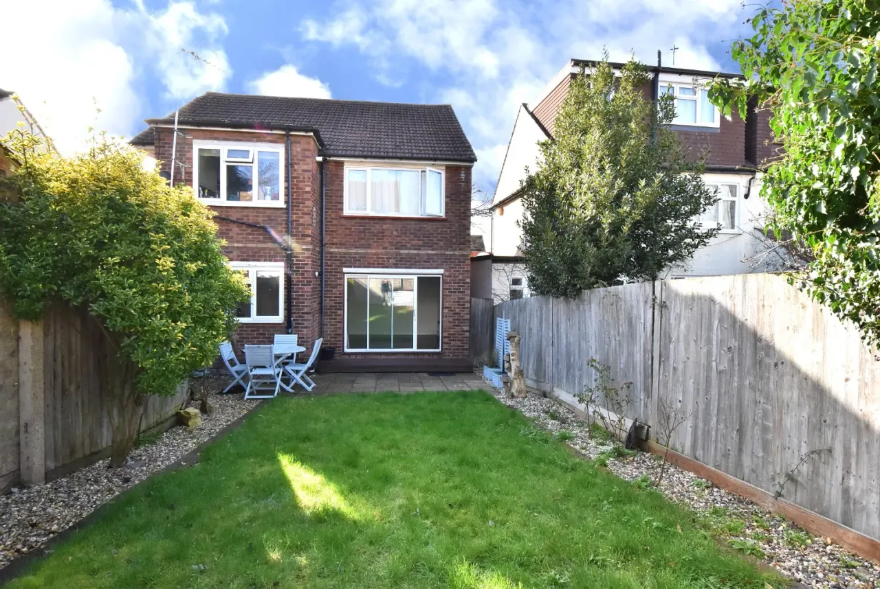 Warren Avenue, Bromley, photo 3