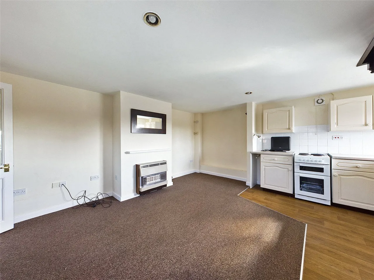 Parkside, Nr Rossett, LL12, photo 16