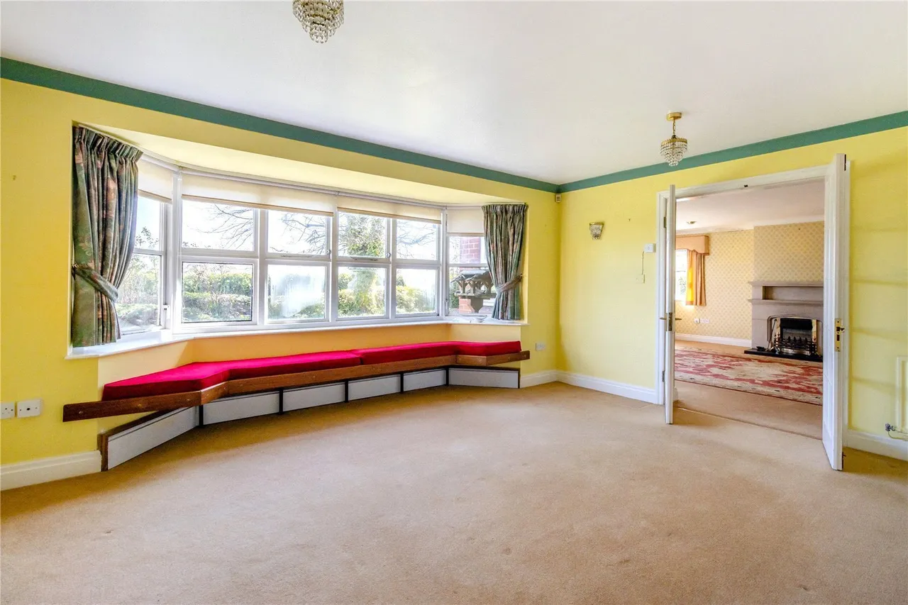 Parkside, Nr Rossett, LL12, photo 8