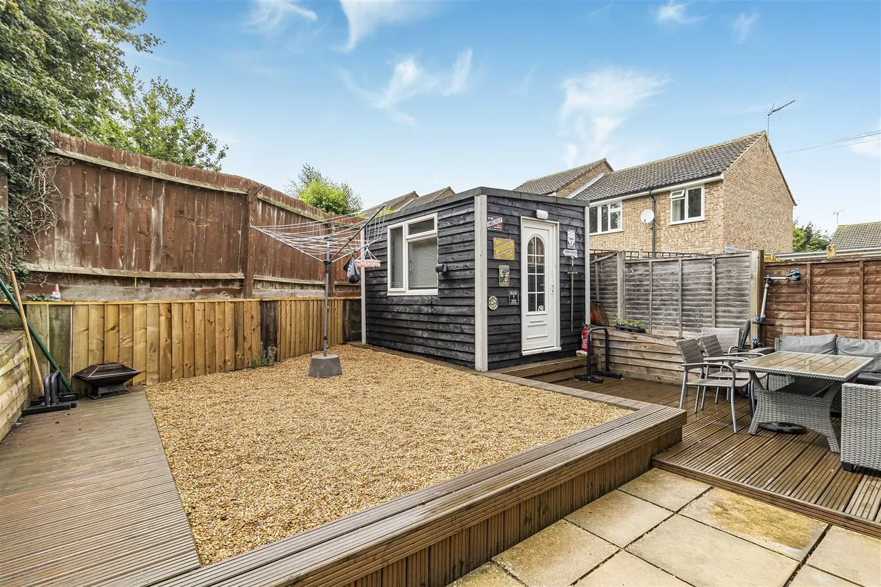 Kings Meadow, Kedington, CB9, photo 16