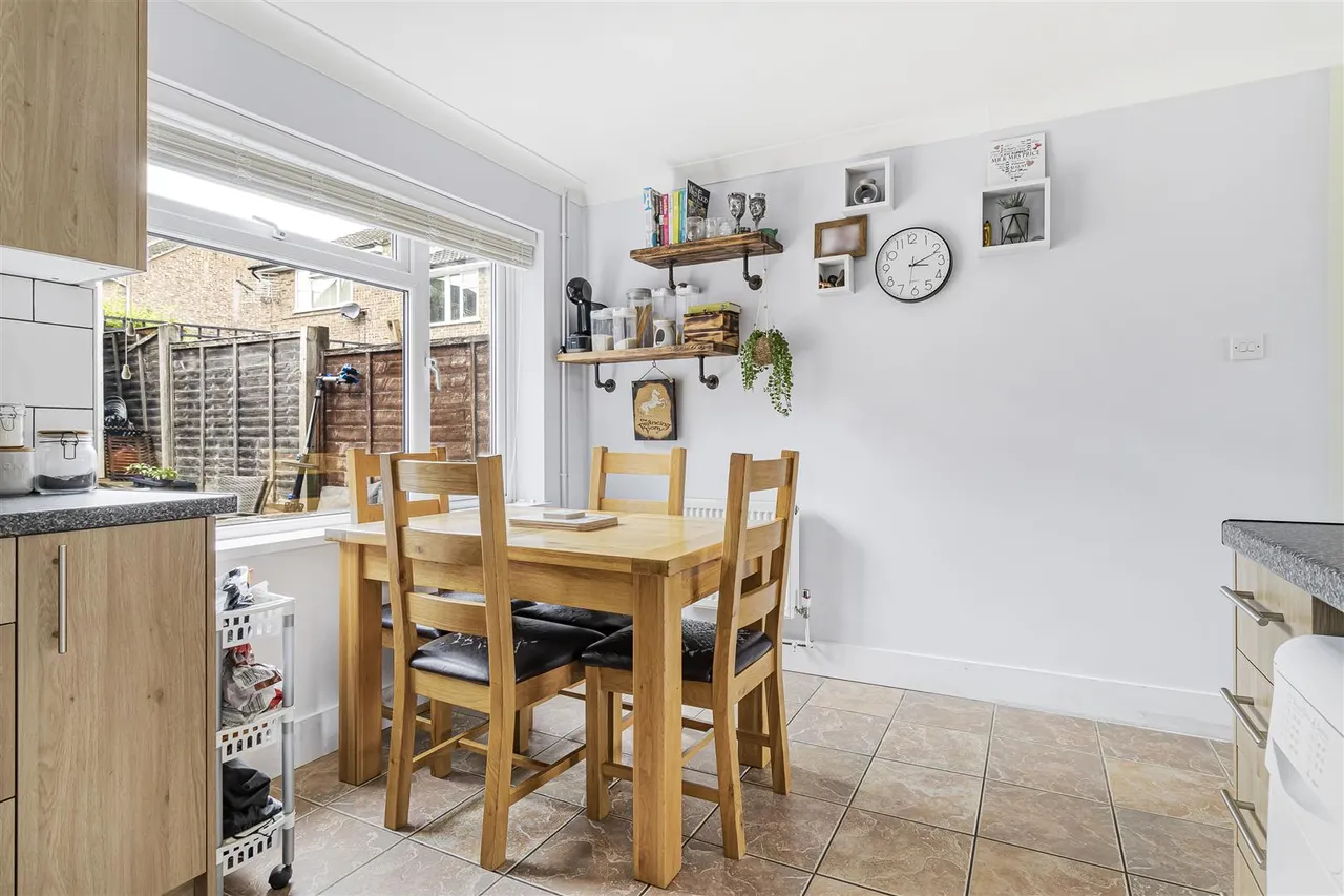 Kings Meadow, Kedington, CB9, photo 6