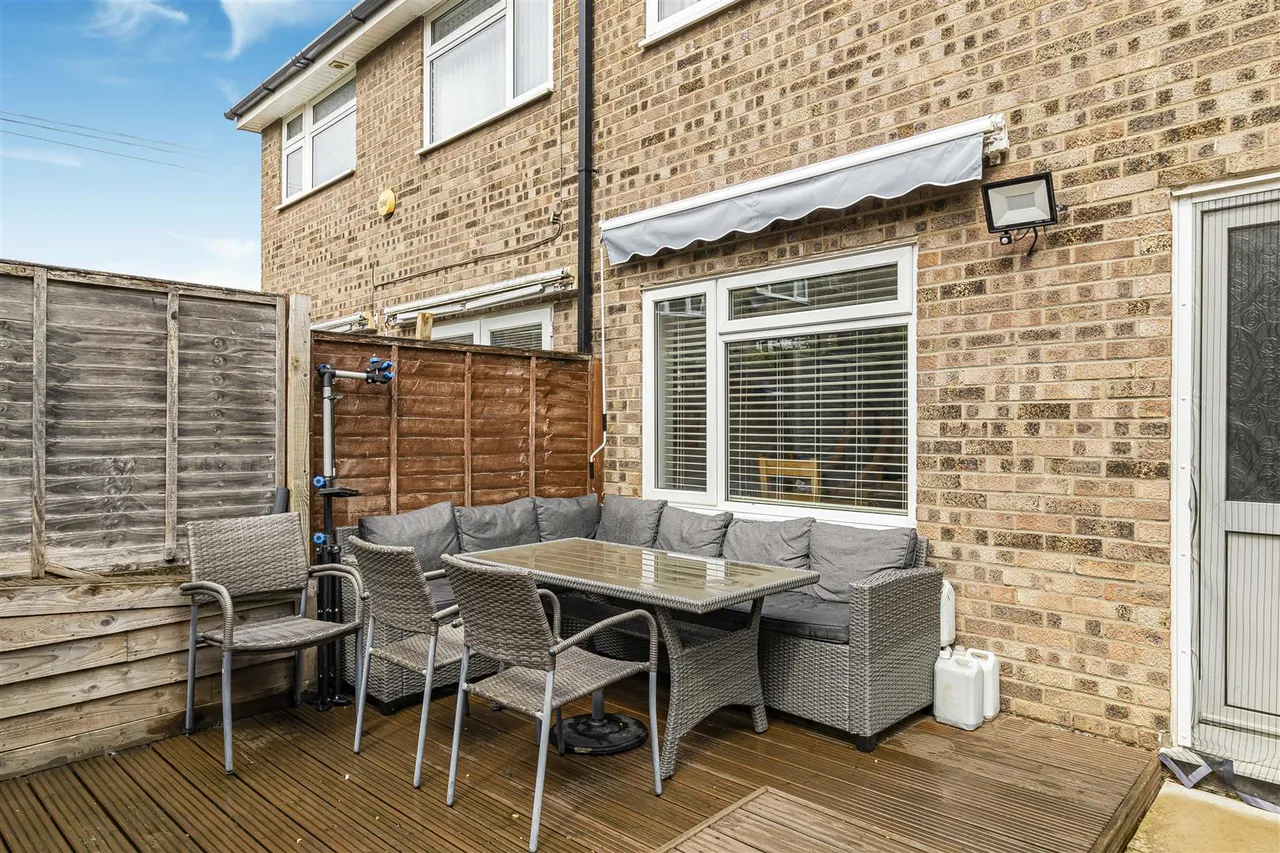 Kings Meadow, Kedington, CB9, photo 14