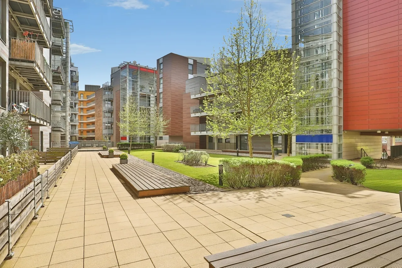 Geoffrey Watling Way, Norwich, Norfolk, NR1, photo 13