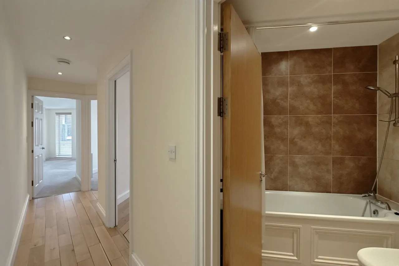 Dartmouth Road, London, SE26, photo 10