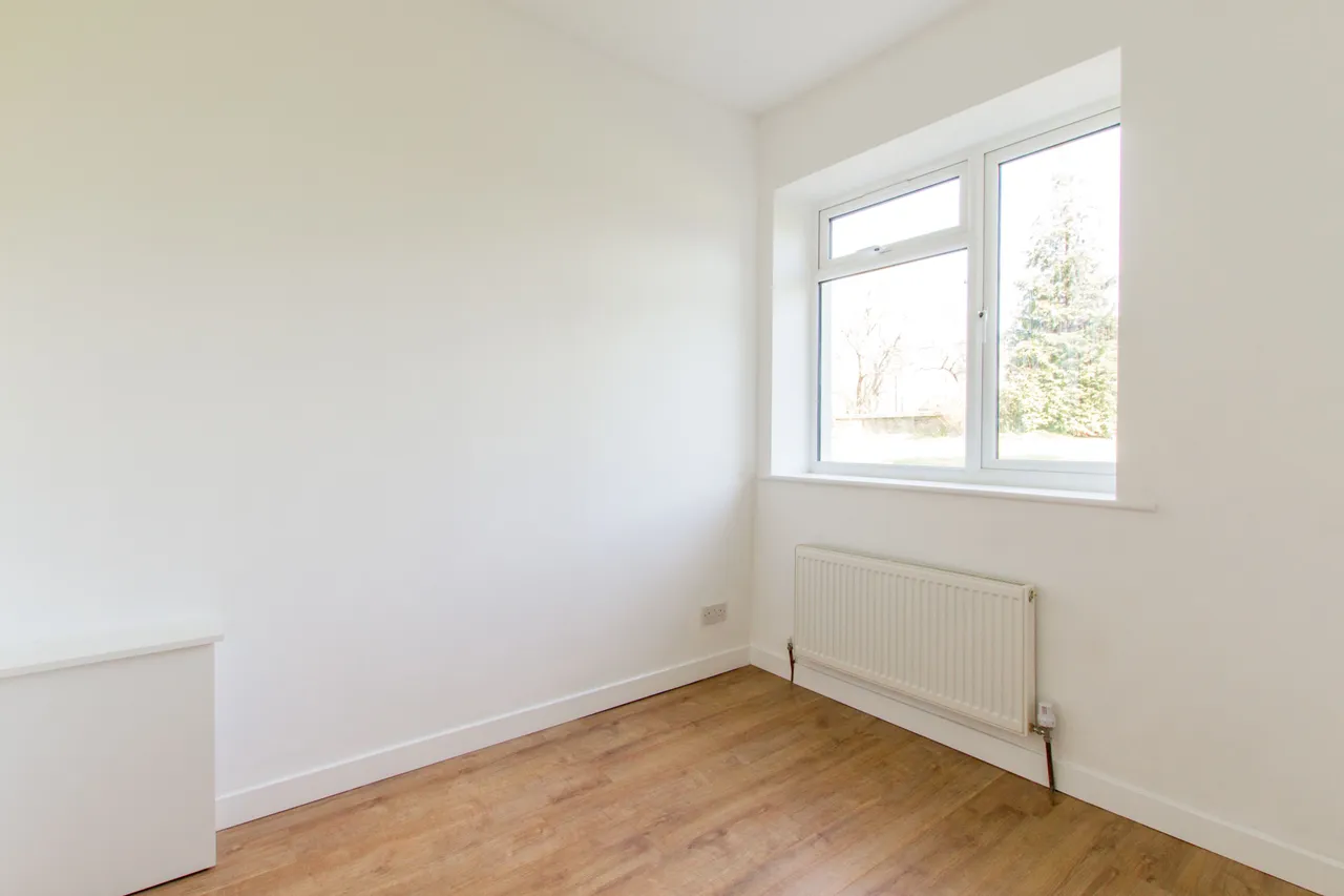 225d Wood Street, London, photo 4