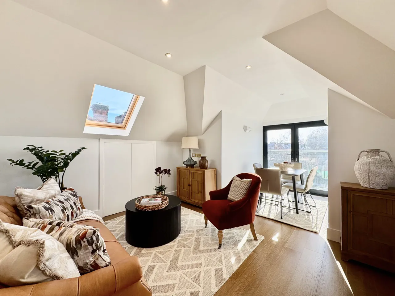 1 bed flat for sale, Brondesbury Park, Nova House, NW6