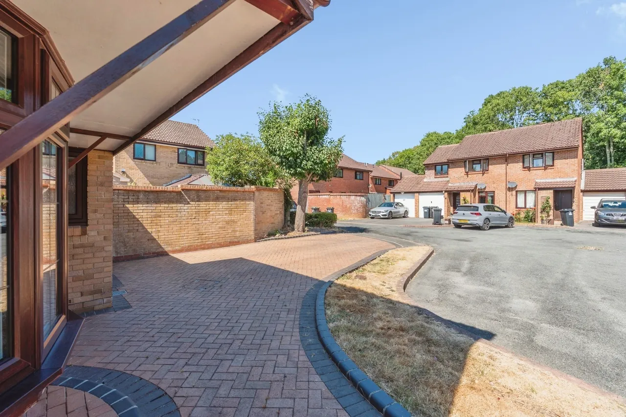 Perrywood Gardens, West Totton, SO40, photo 25