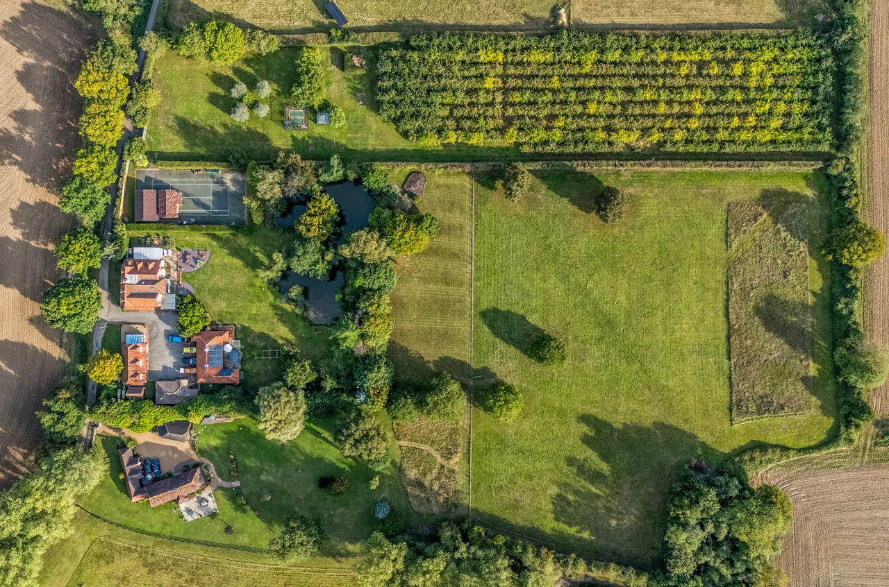 Dairy Lane, Chainhurst, TN12, photo 22