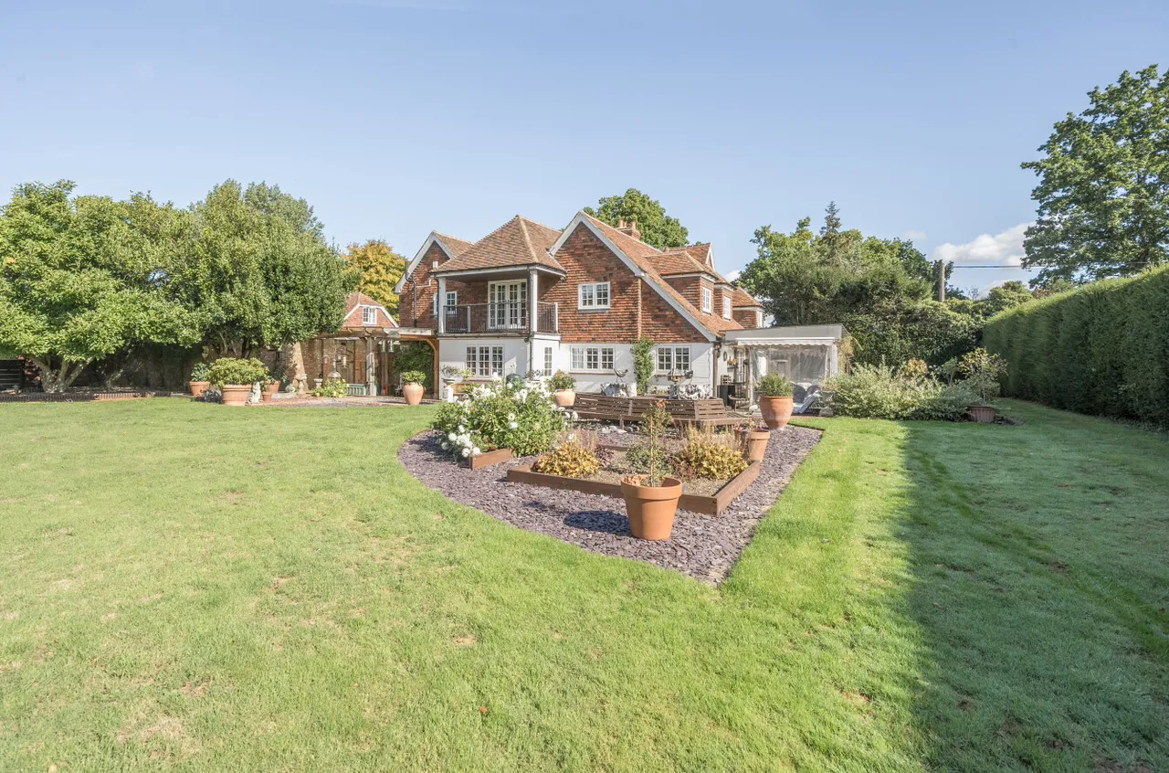 Dairy Lane, Chainhurst, TN12, photo 24