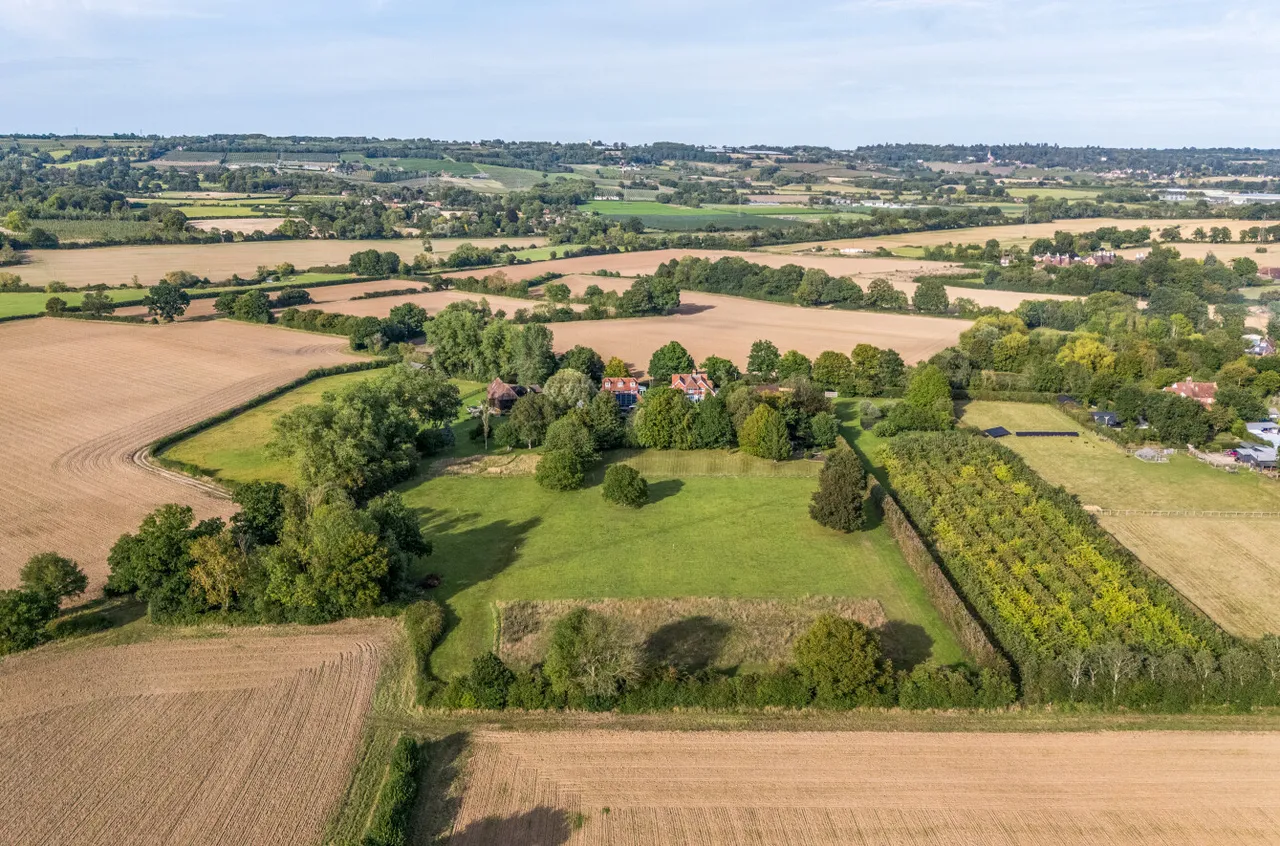 Dairy Lane, Chainhurst, TN12, photo 25