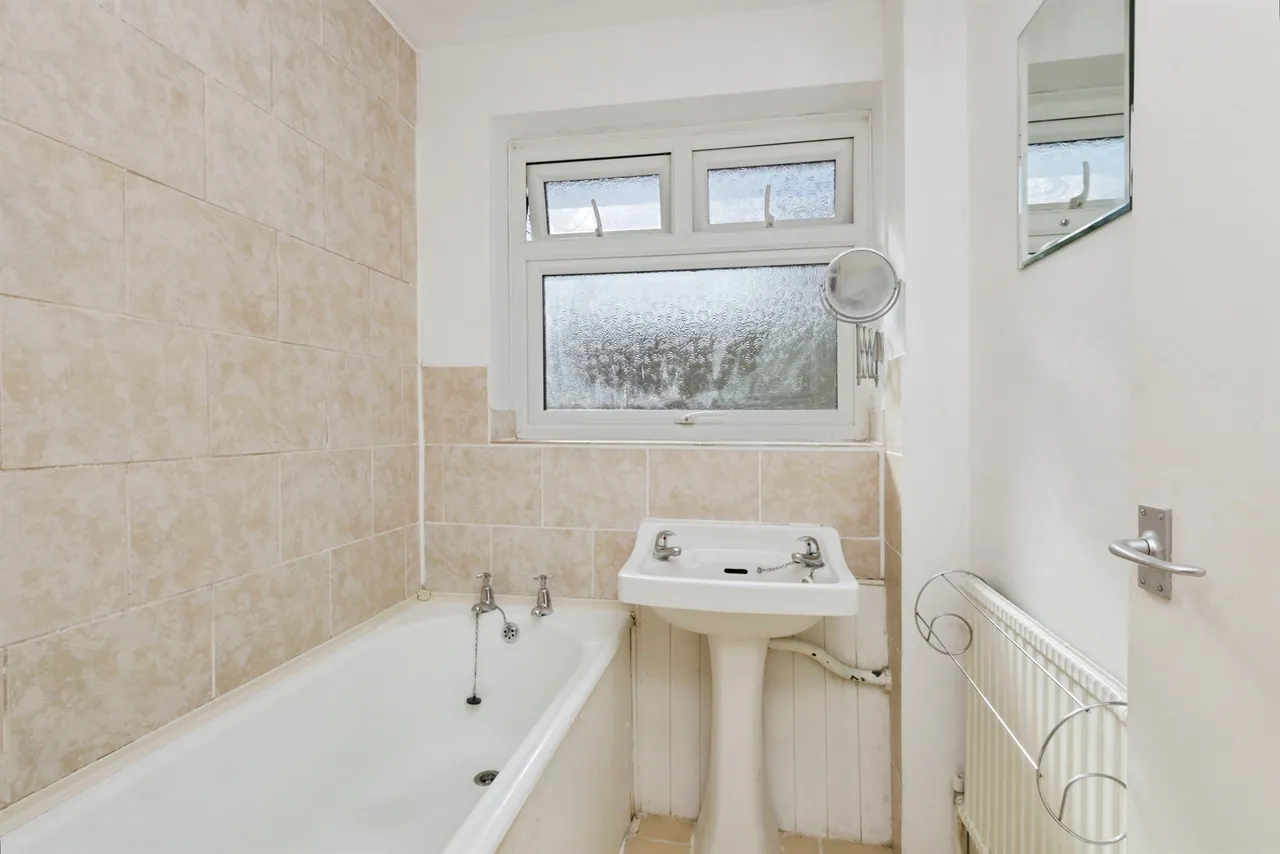 Pococks Road, Eastbourne, photo 9