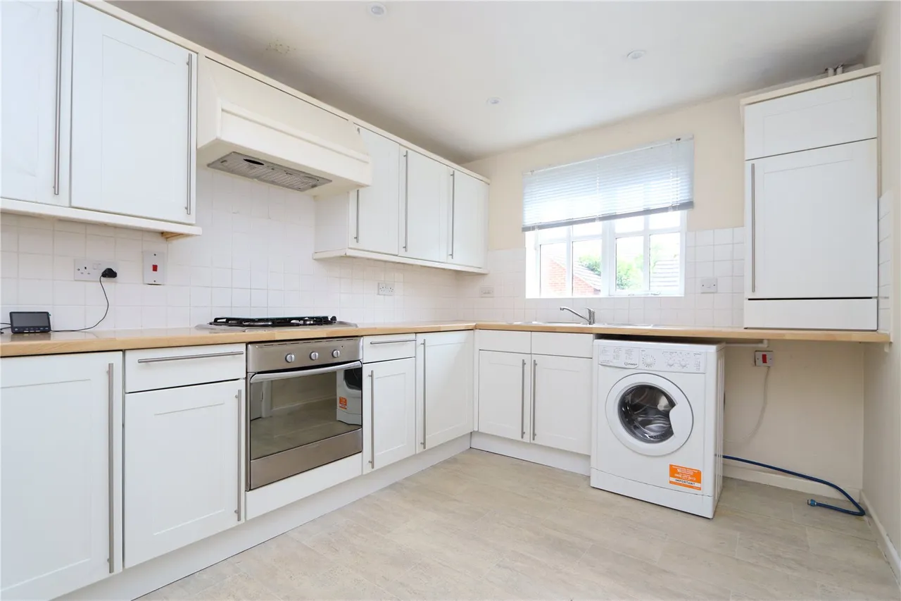 Shenley Brook End, Milton Keynes, photo 4