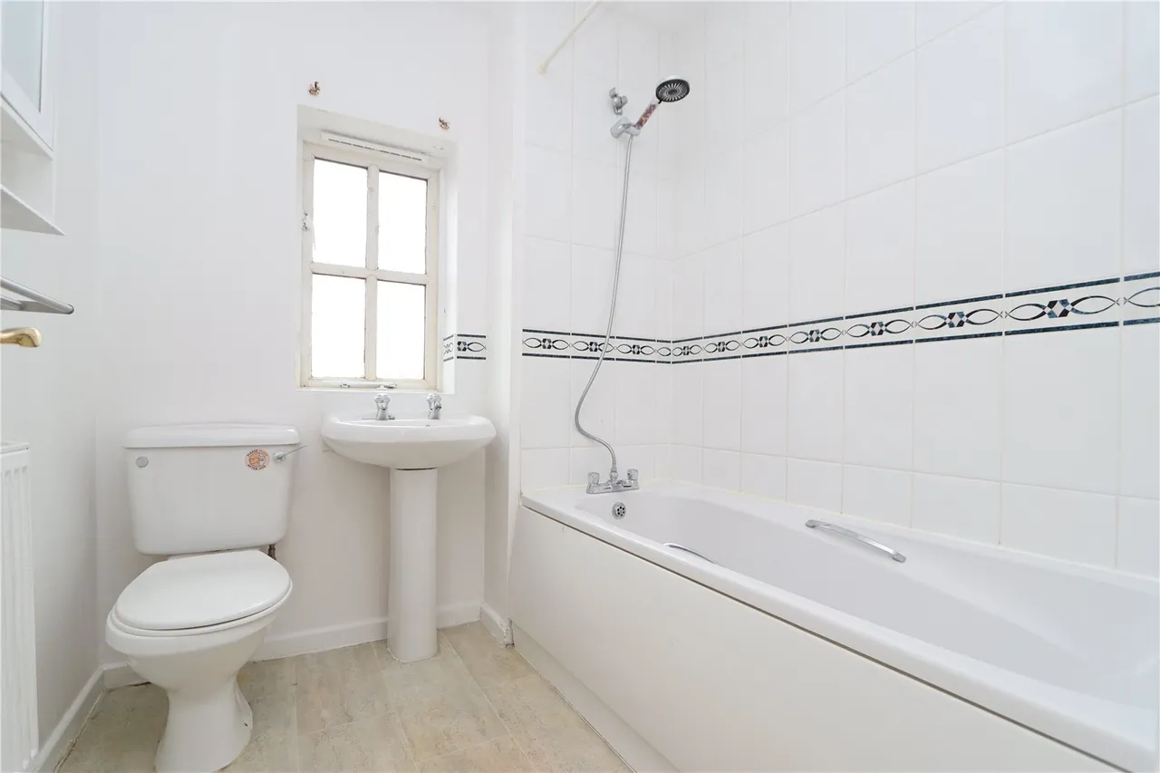 Shenley Brook End, Milton Keynes, photo 14