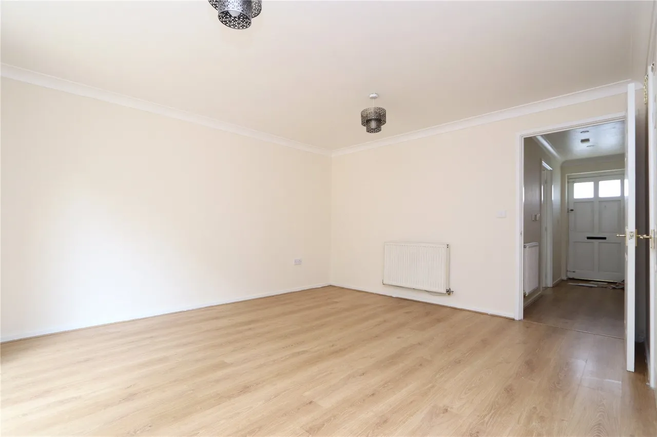 Shenley Brook End, Milton Keynes, photo 7