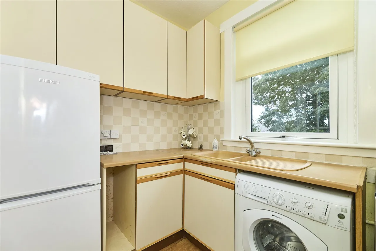 Middlefield Crescent, Aberdeen, AB24, photo 7