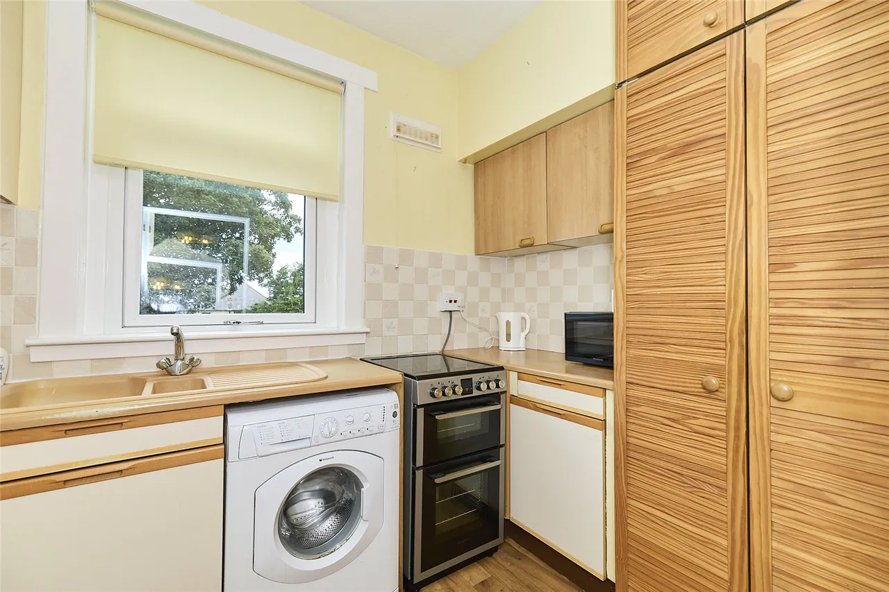 Middlefield Crescent, Aberdeen, AB24, photo 8