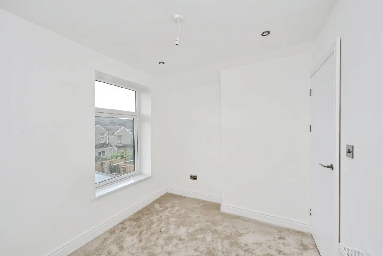 Rhondda Street, Swansea, SA1, photo 12