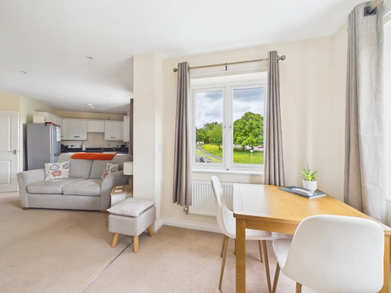 Whitehaven Way, Southway, Plymouth, photo 5