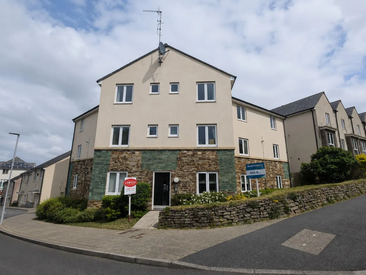 2 bed flat for sale — Whitehaven Way, Southway, Plymouth