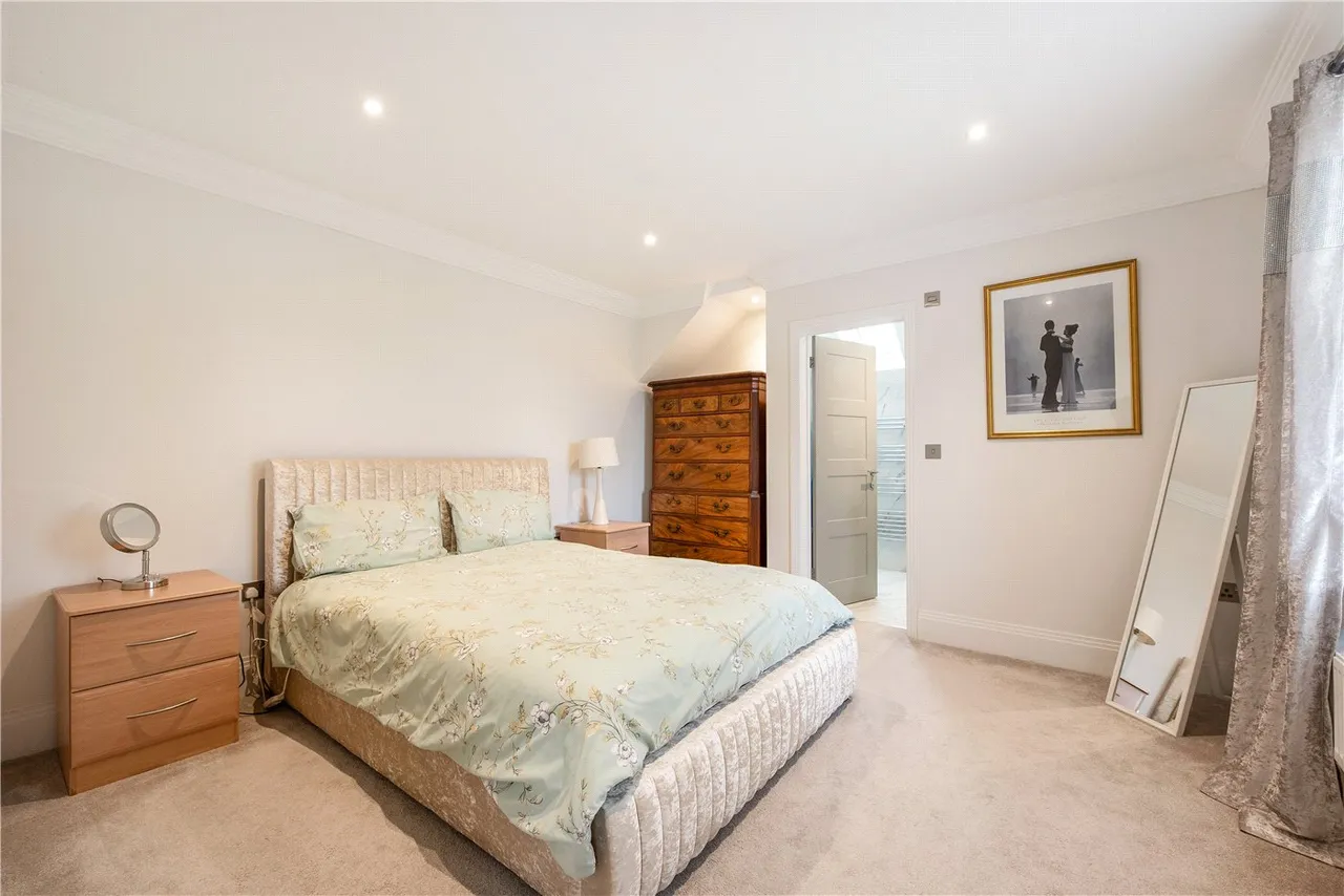 Hinton Fields, Kings Worthy, Winchester, Hampshire, SO23, photo 6