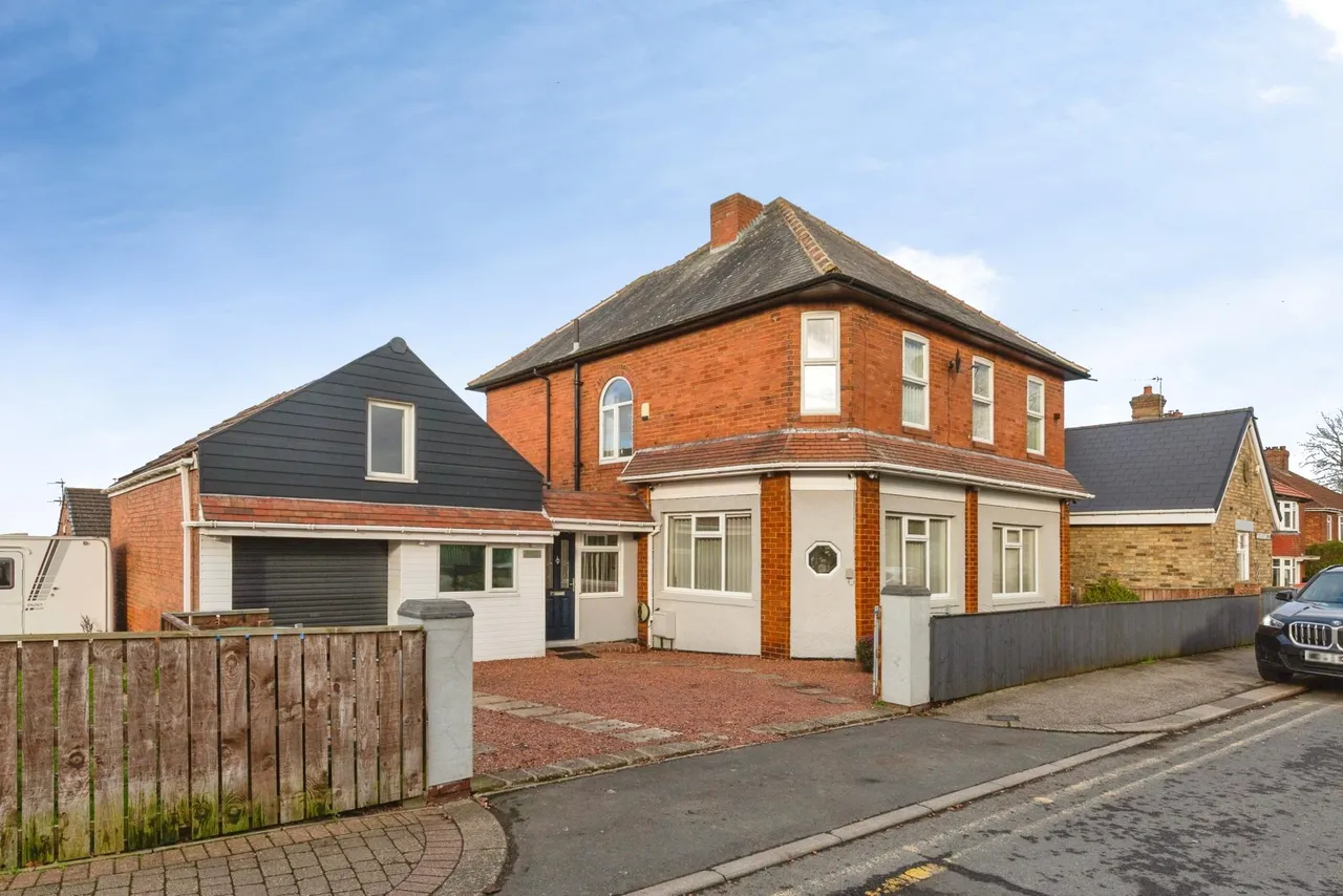High Street, Ferryhill, DL17, photo 8