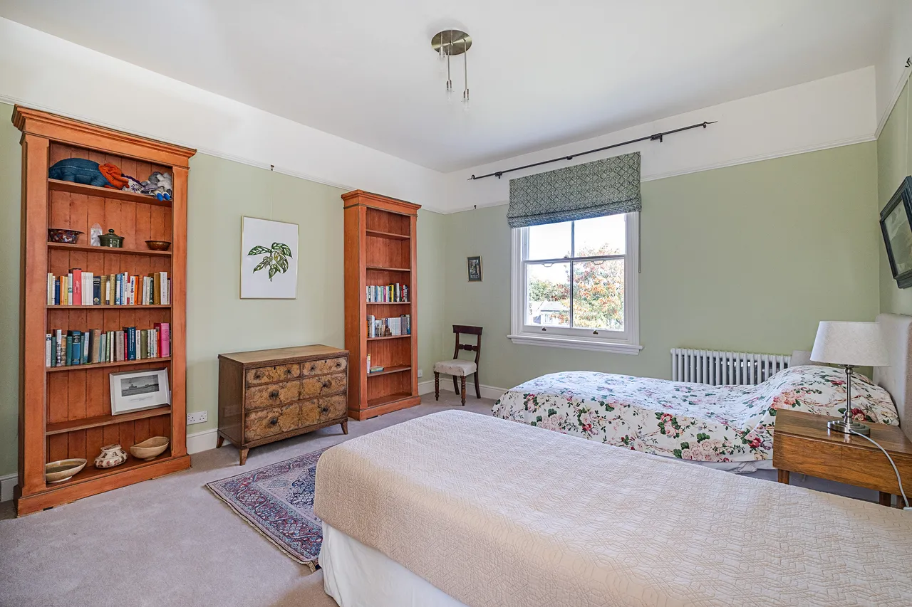 Gauden Road, London, SW4, photo 29
