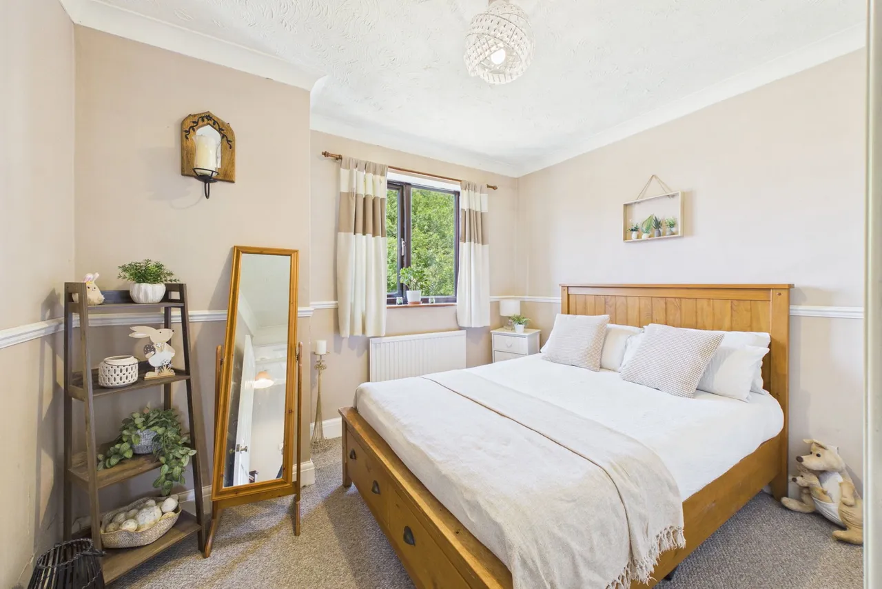 Russet Close, Attleborough, NR17, photo 14