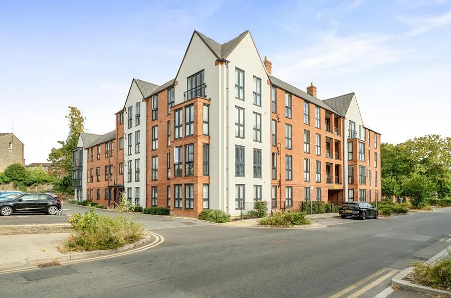 Earle Crescent, Wokingham, RG40, photo 13