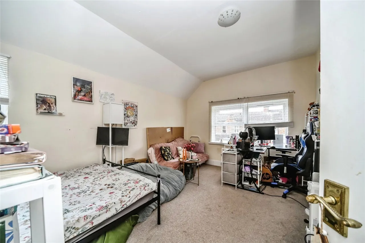 Foster Hill Road, Bedford, Bedfordshire, MK41, photo 6