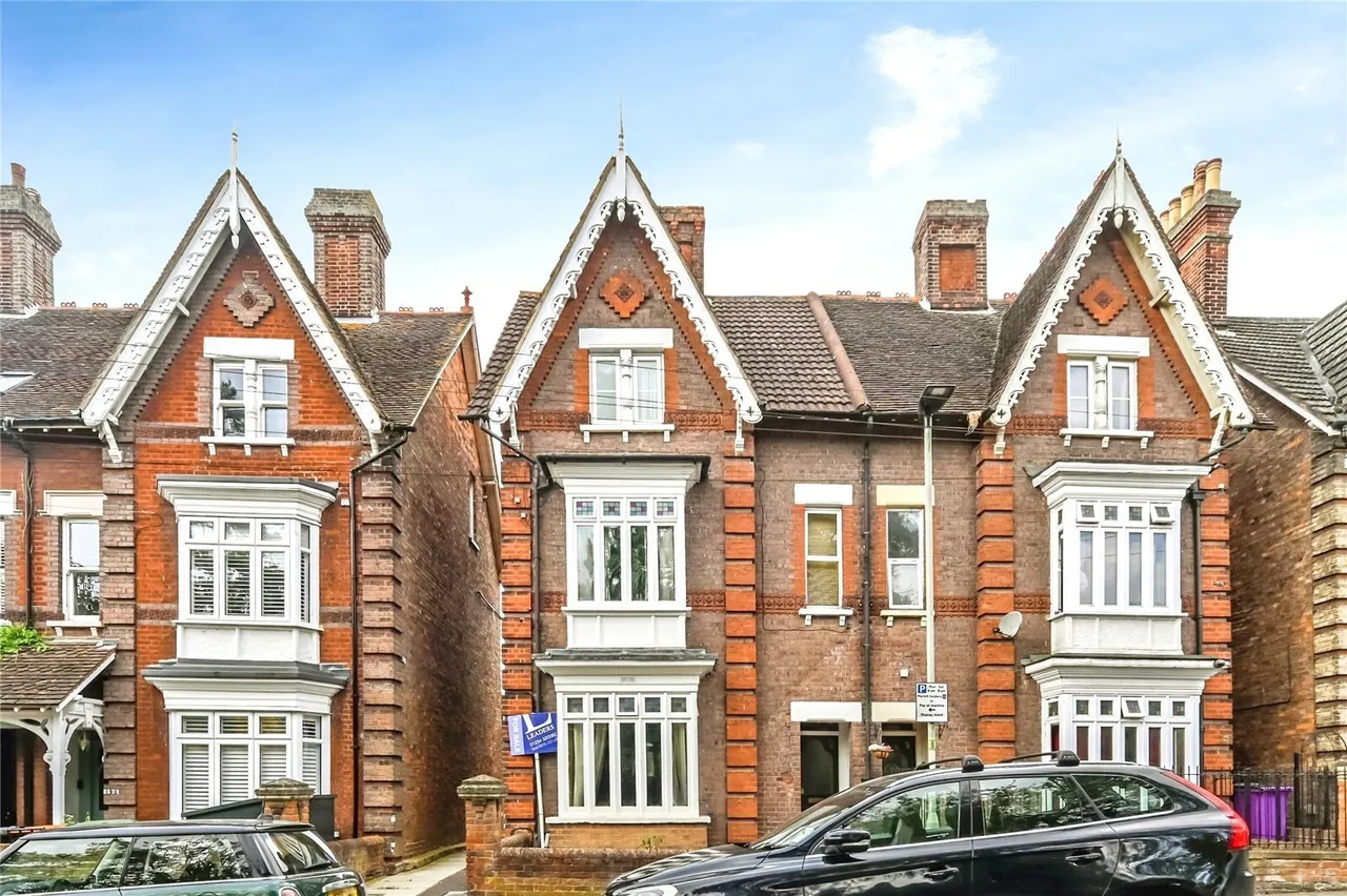 flat for sale — Foster Hill Road, Bedford, Bedfordshire, MK41