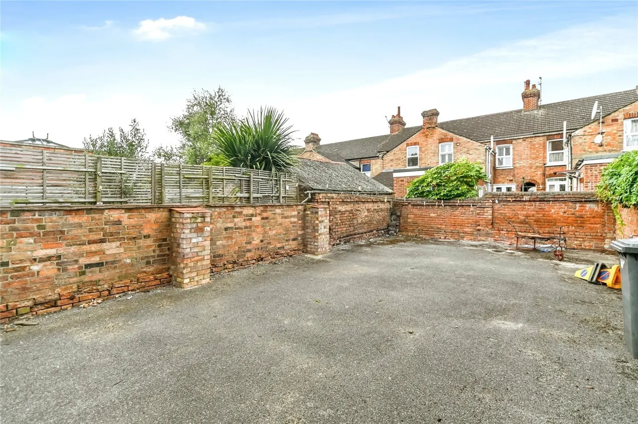 Foster Hill Road, Bedford, Bedfordshire, MK41, photo 13