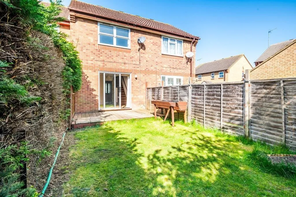 Nuthatch Close, Staines-upon-Thames, TW19, photo 7