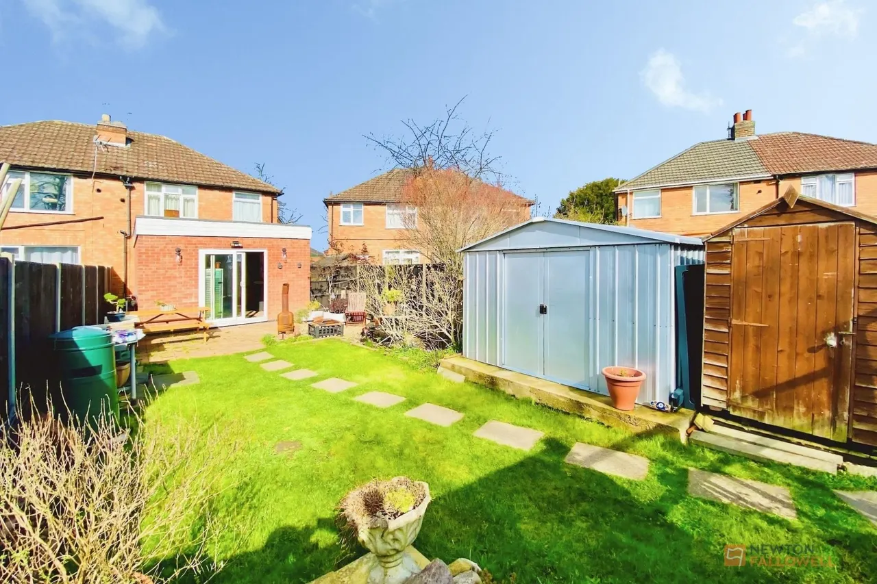 3 bed house for sale, Melton Road, Syston, LE7