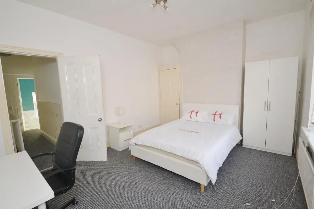 Halstead Avenue, Salford, M6, photo 4