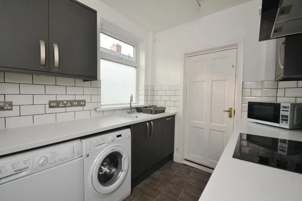 3 bed house to rent, Halstead Avenue, Salford, M6