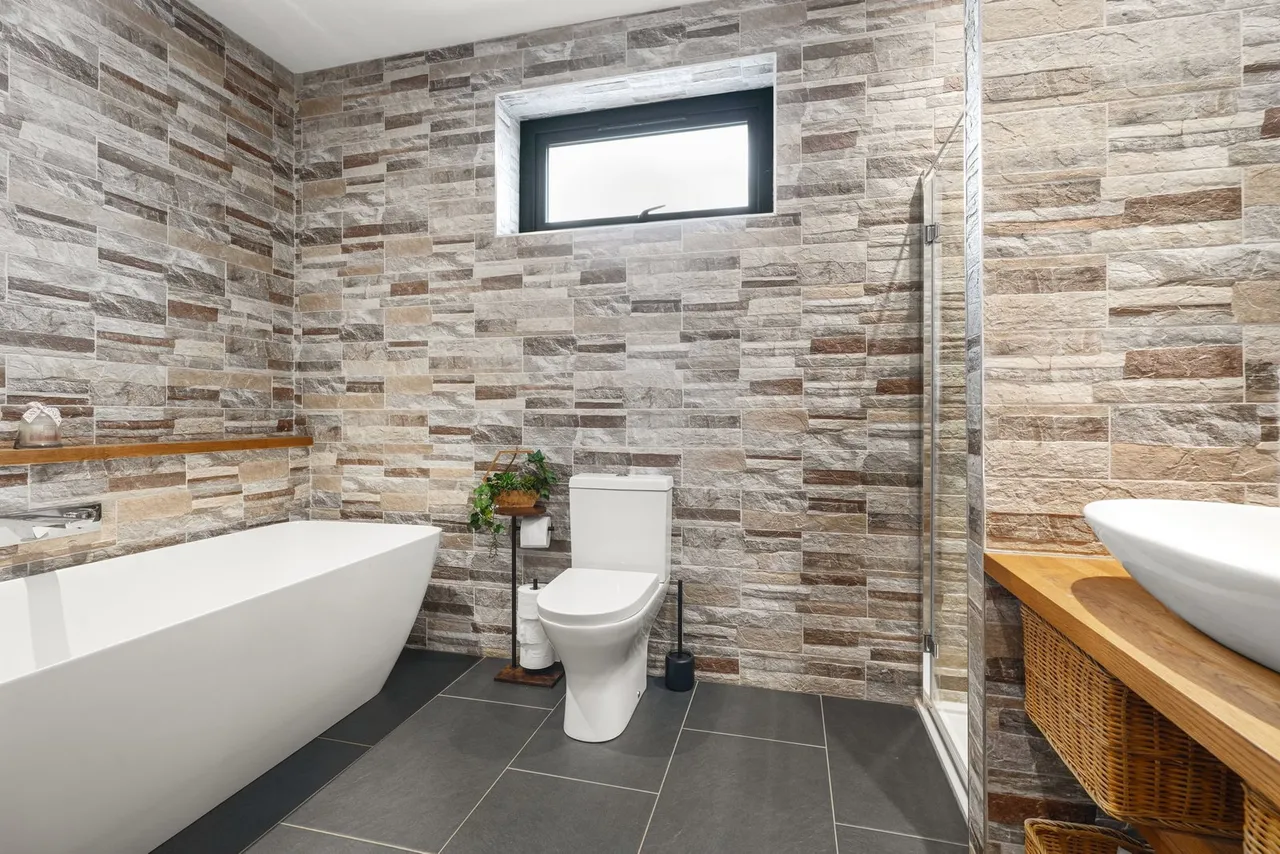 New Street, Weedon Bec, NN7, photo 34