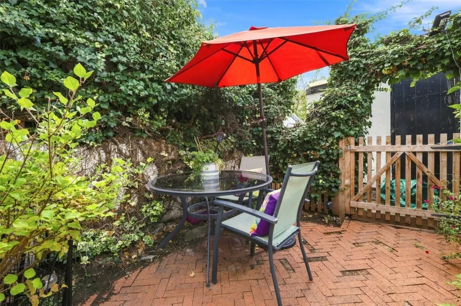 with 2 bedrooms in Bishop's Stortford, CM23, photo 10