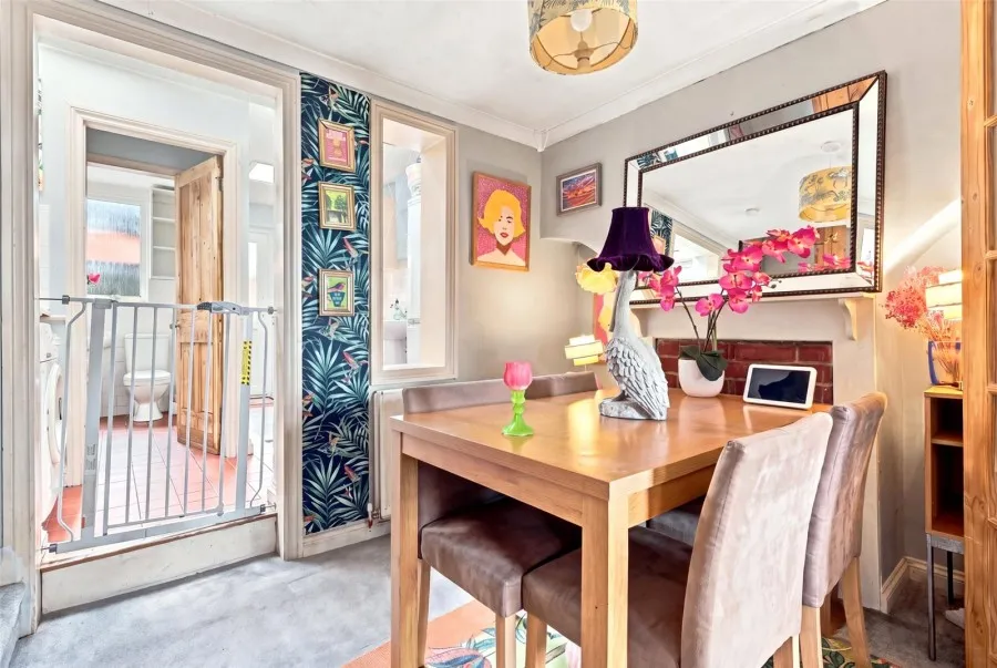 with 2 bedrooms in Bishop's Stortford, CM23, photo 4