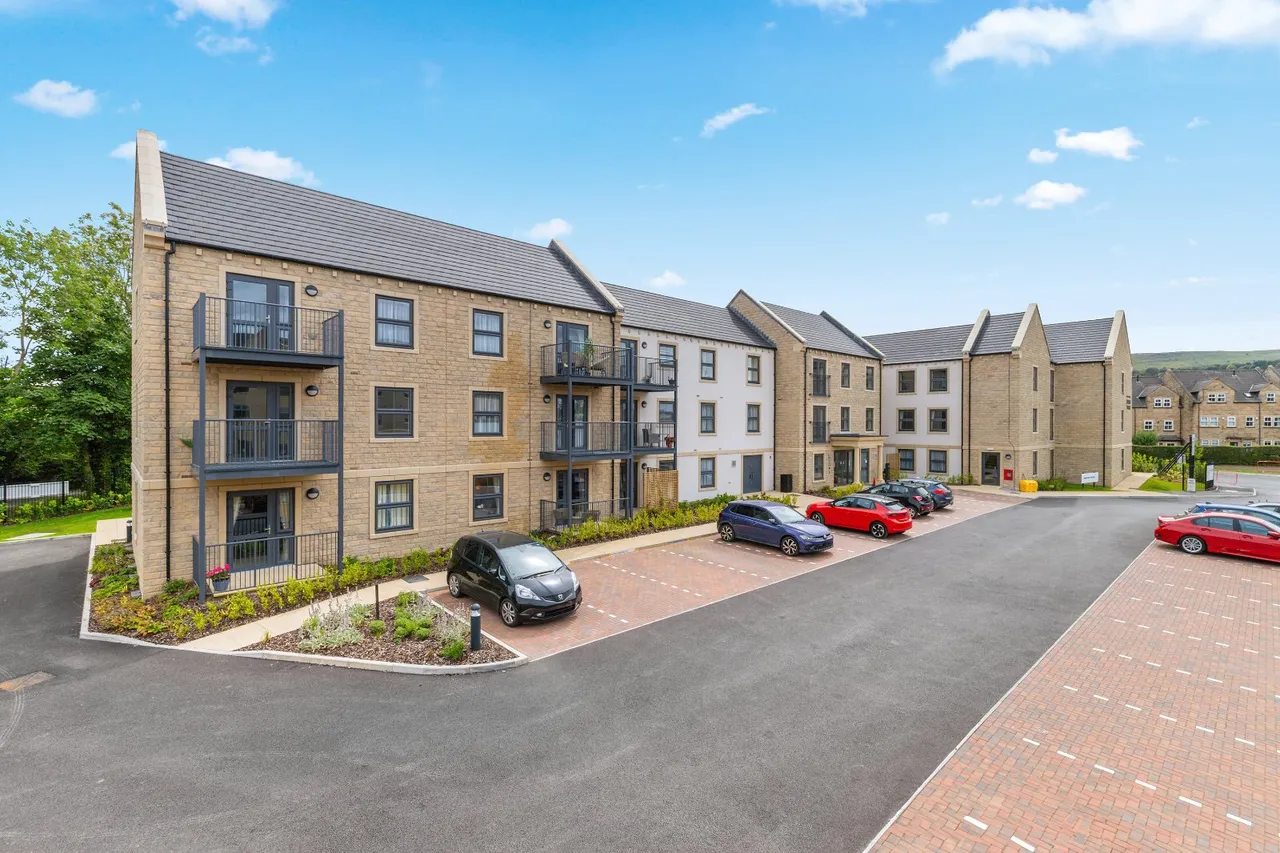 Summer Court, Burley in Wharfedale, LS29, photo 36