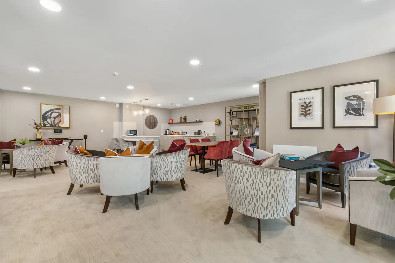 Summer Court, Burley in Wharfedale, LS29, photo 25