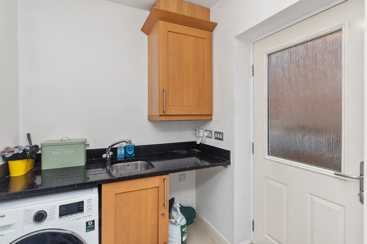 St. Thomas Close, Windle, St. Helens, St. Helens, WA10 6BN, photo 12